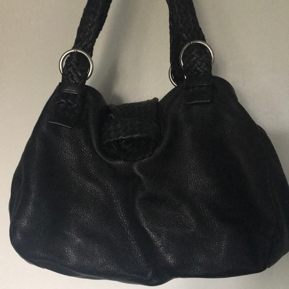 Desmo handbag